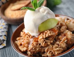 How to Make a Delicious Apple Crisp Dessert